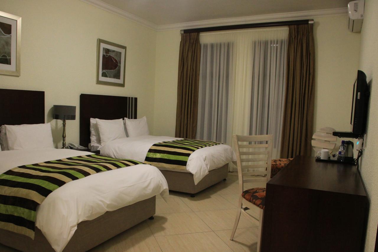 Karibu Leisure Resort Thapane Extérieur photo